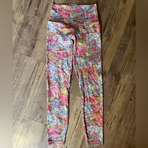 Lululemon Align Pant 25"
Inflorescence Multi - Picture 8 of 8